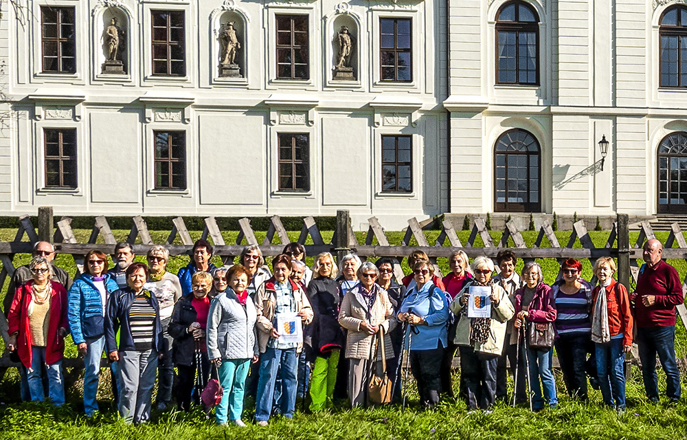 turisté KČT Senior 2000 v Židlochovicích