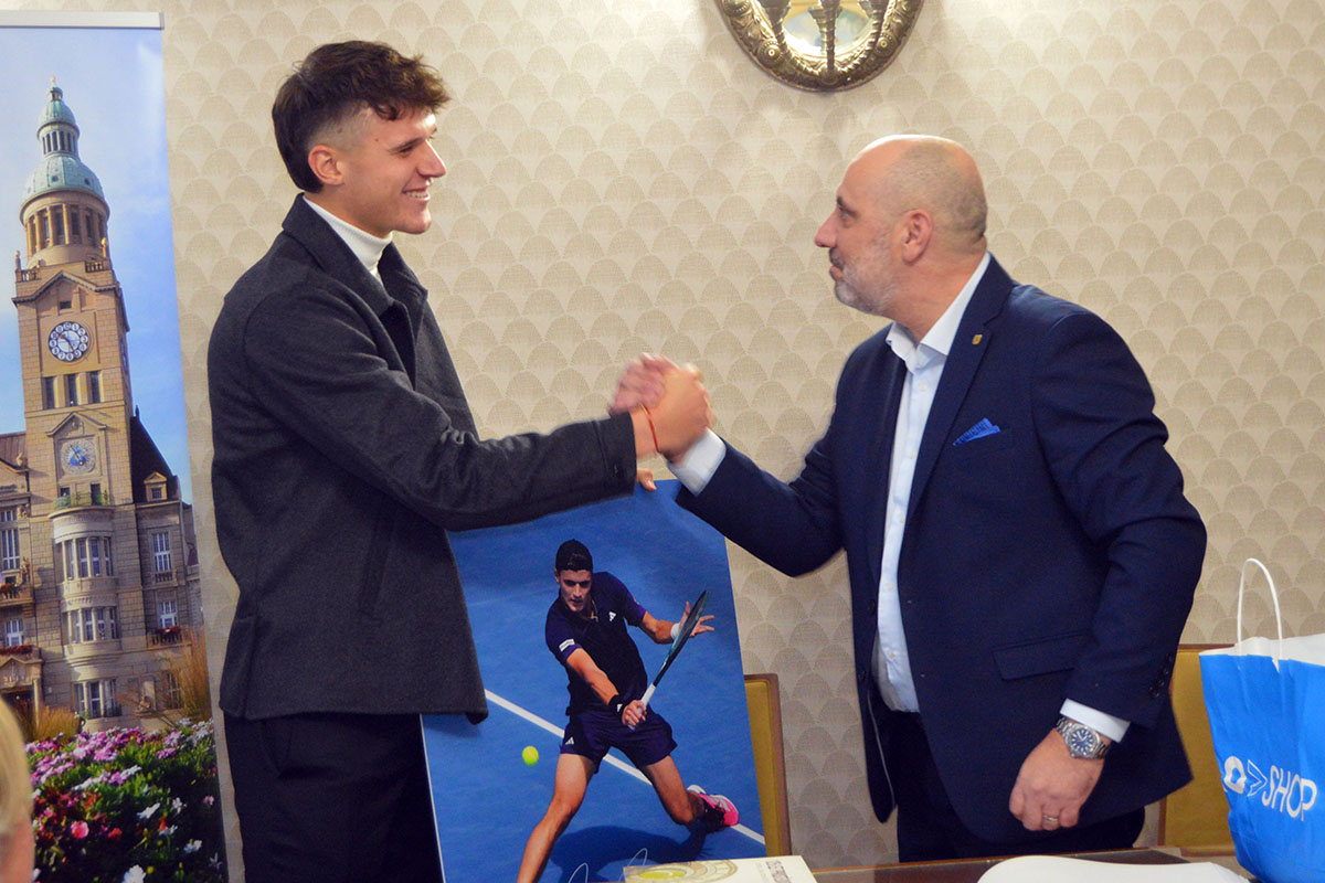 Jakub Menšík Jakub Menšík